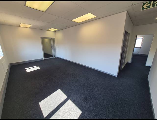244M² OFFICE TO LET IN RIVONIA